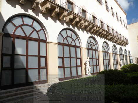 Polo museale di Palermo - Palazzo Abatellis, nuove porte di affaccio sulla corte interna